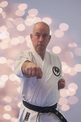 Chief Instructor: Sensei Alistair Thomson 6th Dan - Instructors